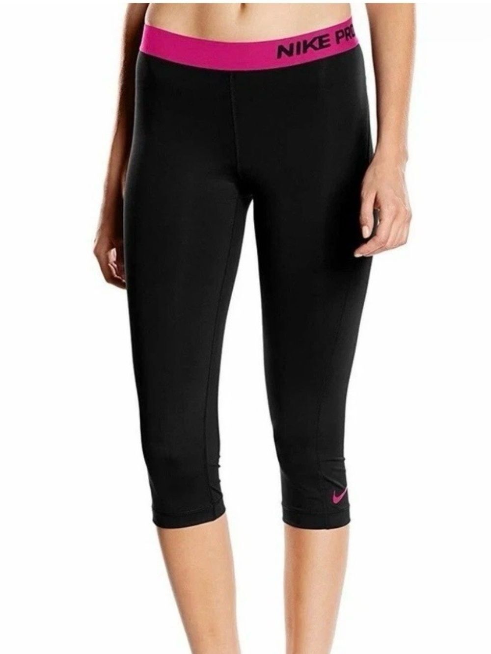 Nike Pro Capri Leggings with a Bright Pink Logo Branded Waistband Black Size XL